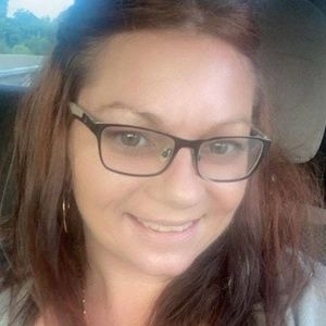 Meet your Posher, April l